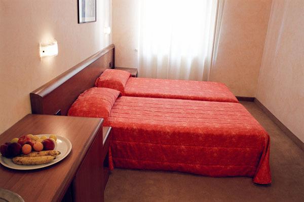 Hotel Italia Carmagnola Pokój zdjęcie