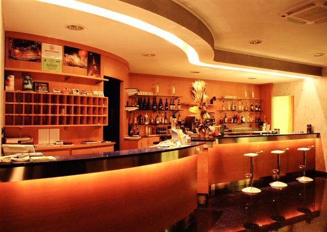 Hotel Italia Carmagnola Zewnętrze zdjęcie