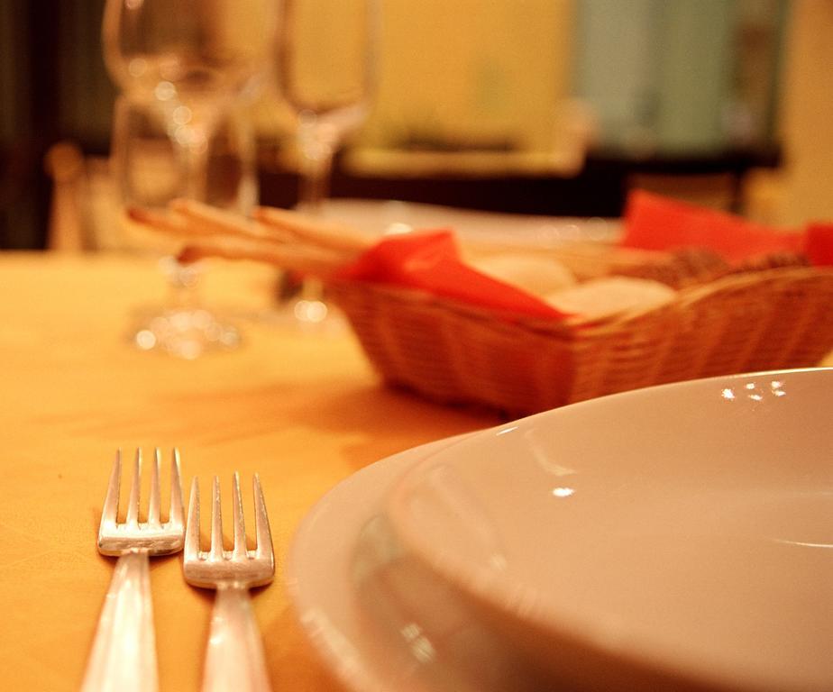 Hotel Italia Carmagnola Zewnętrze zdjęcie